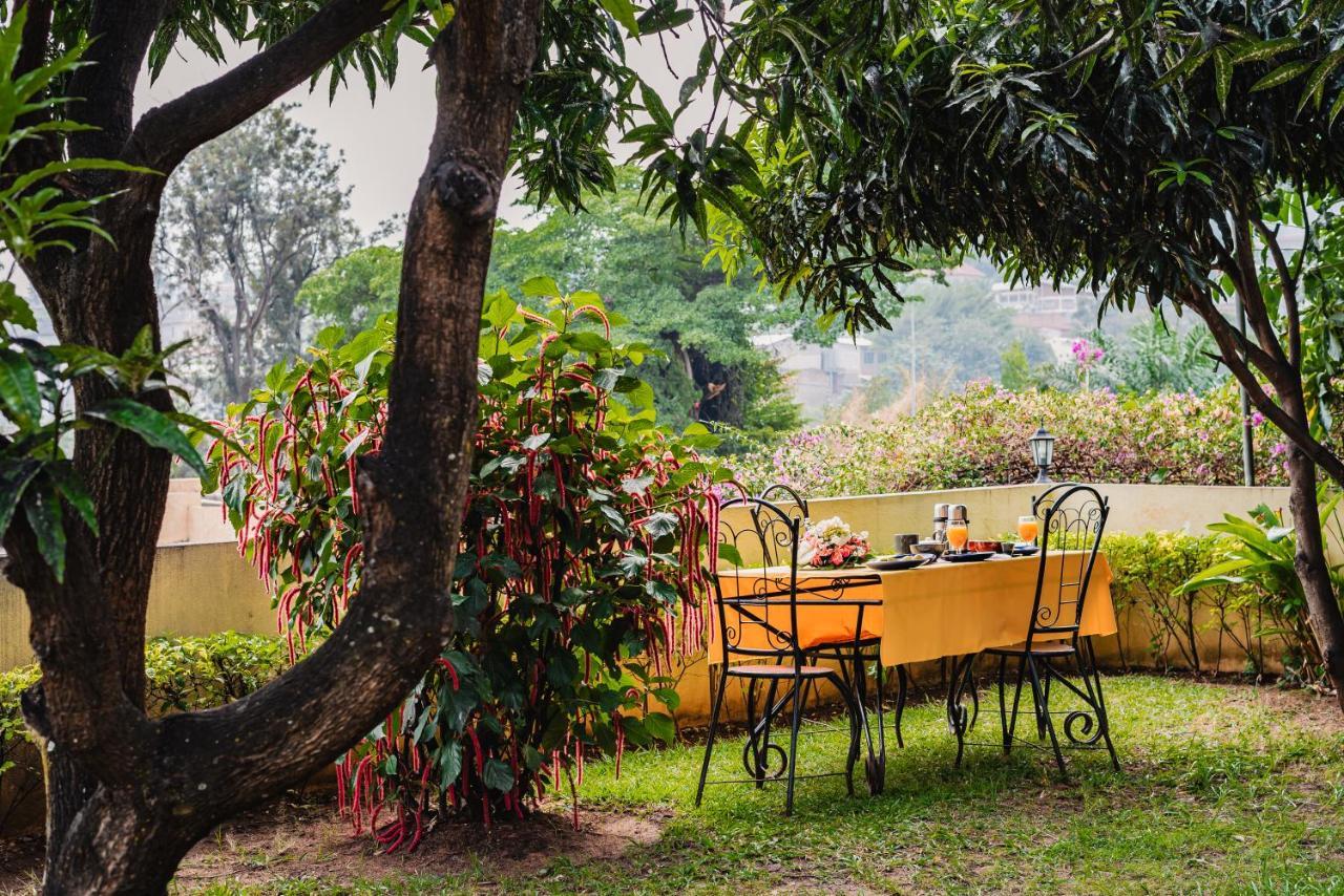 Aparthotel Jardin Tropical Bujumbura Exterior photo